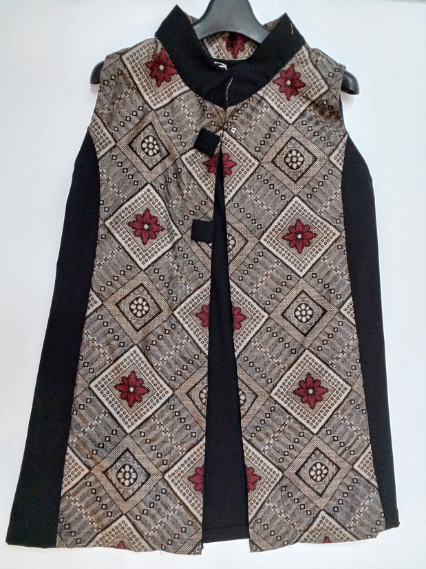 ベストジレ（龍郷柄）